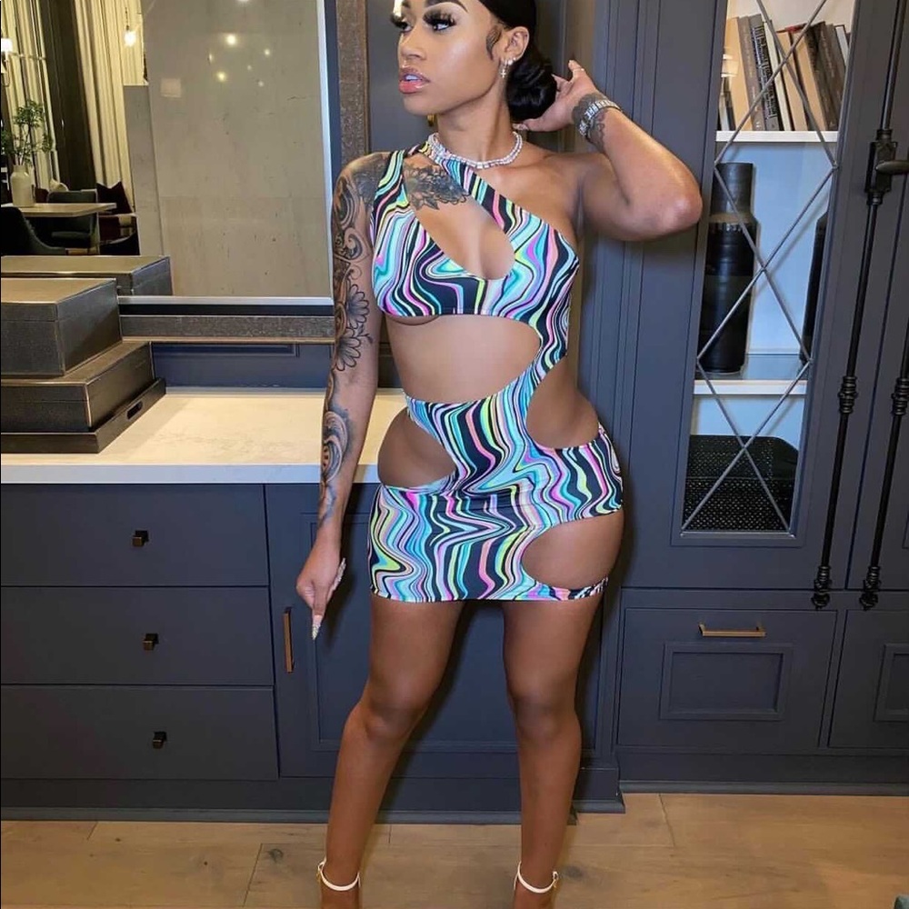 Dress size small never with brand new